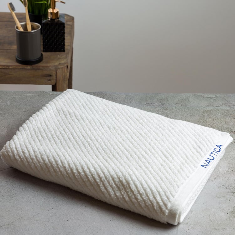NAUTICA Cross View Cotton Bath Towel - 150x75cm