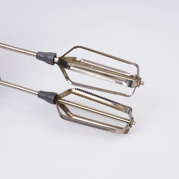 Rosemary Oblivon Polypropylene Manual Blender