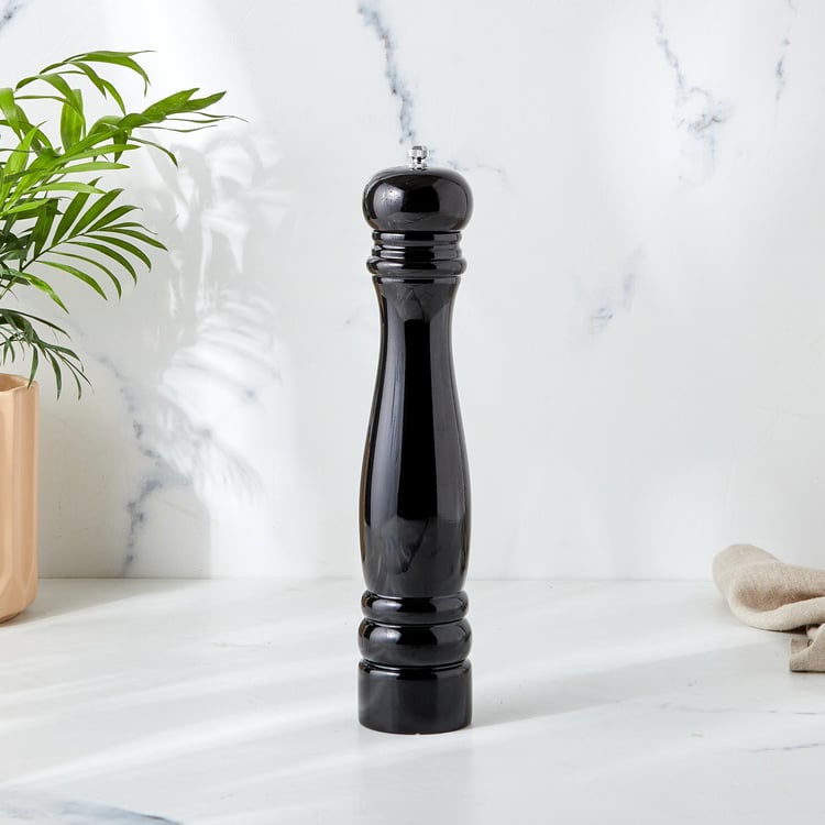 Chef Special Wooden Pepper Mill