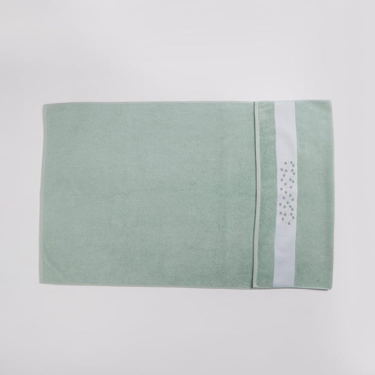 Colour Refresh Essence Cotton Embroidered Bath Towel - 70x140cm