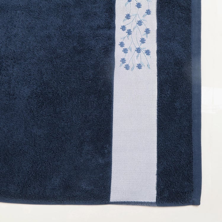 Colour Refresh Essence Cotton Embroidered Bath Towel - 140x70cm