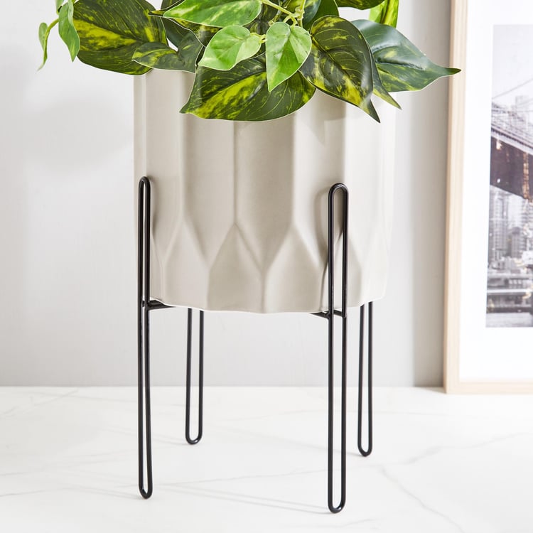 Gloria Argil Ceramic Planter with Metal Stand