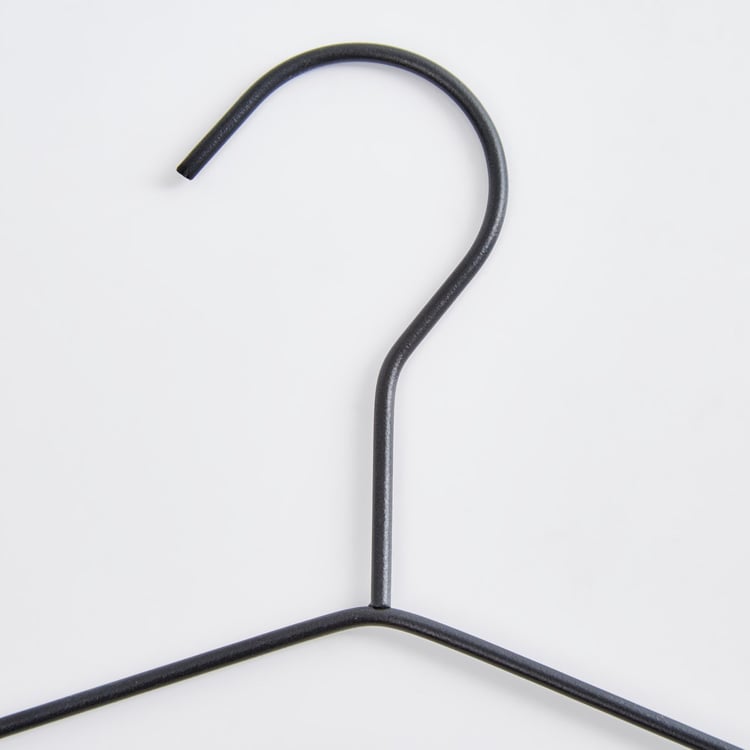 Pacific Winston Set of 8 Metal Clothes Hangers