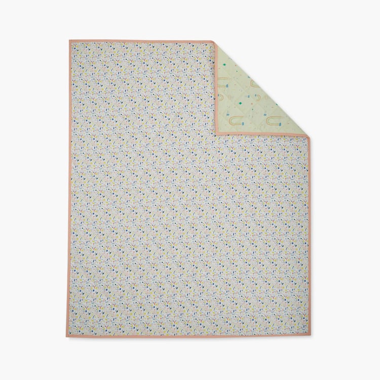 PORTICO Little Peaches Cotton Printed Infant Quilt