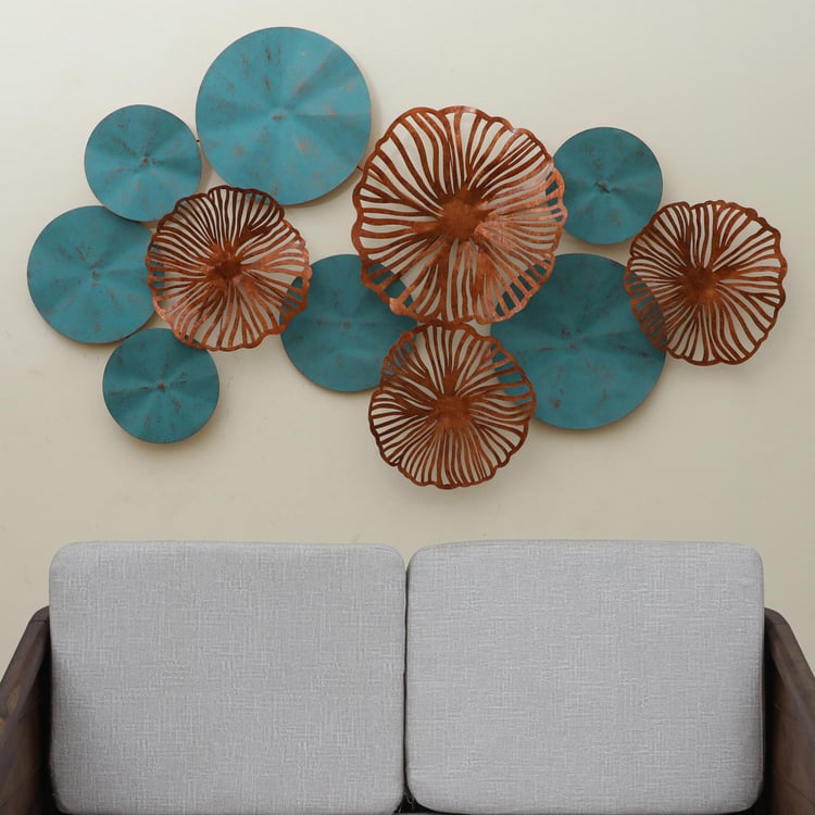 VEDAS Metal Flower Wall Decor