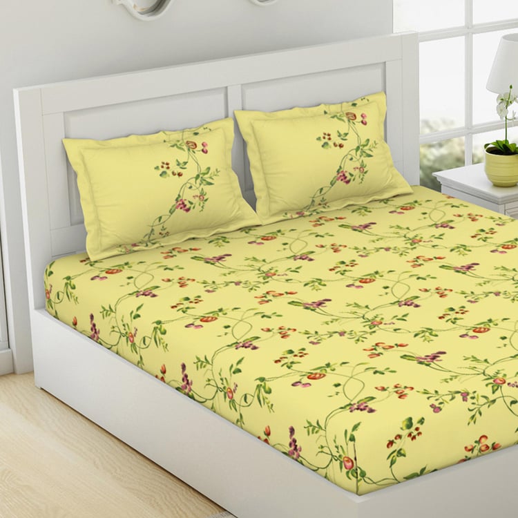 SPACES Essentials Cotton 144TC Floral Print 3Pcs Super King Bedsheet Set