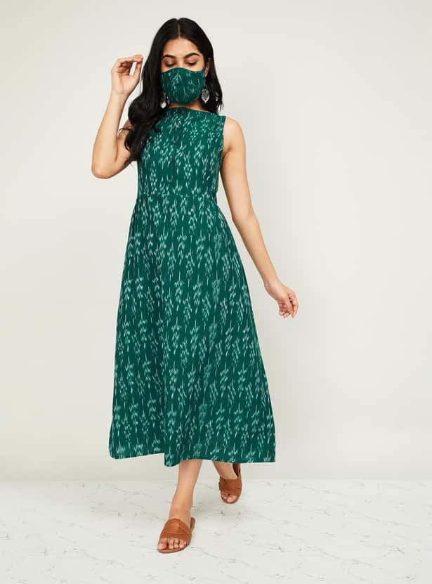 MELANGE Women Printed Sleeveless Midi Dress with Mask