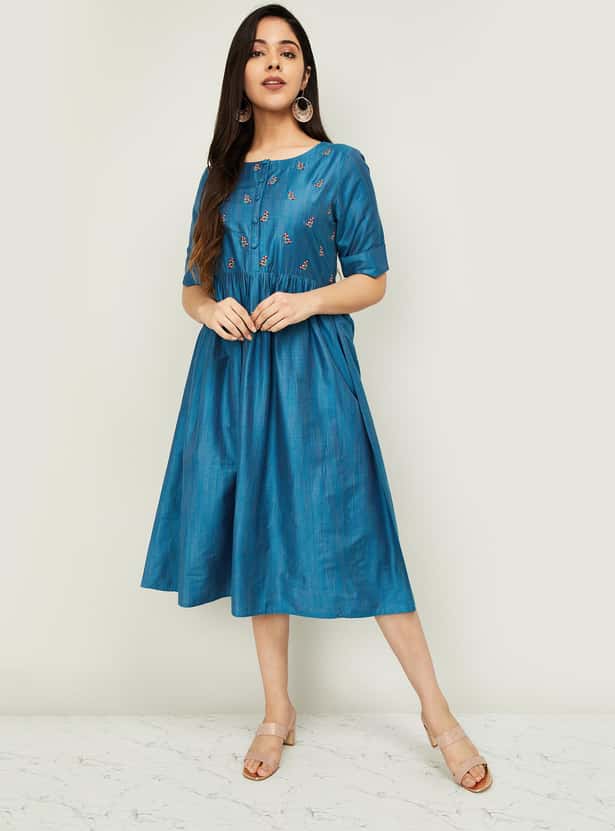 MELANGE Women Embroidered Midi Dress