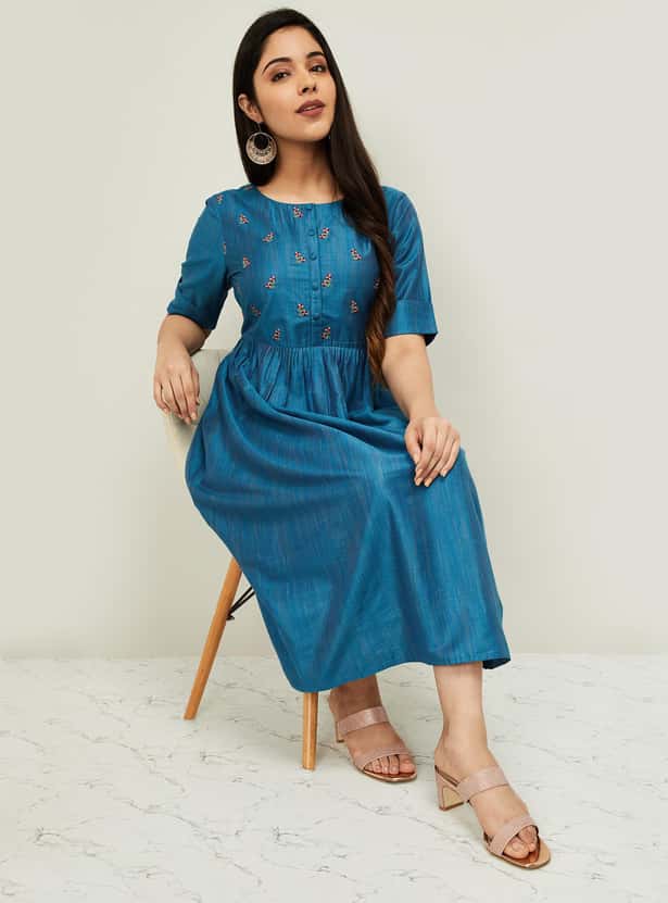 MELANGE Women Embroidered Midi Dress