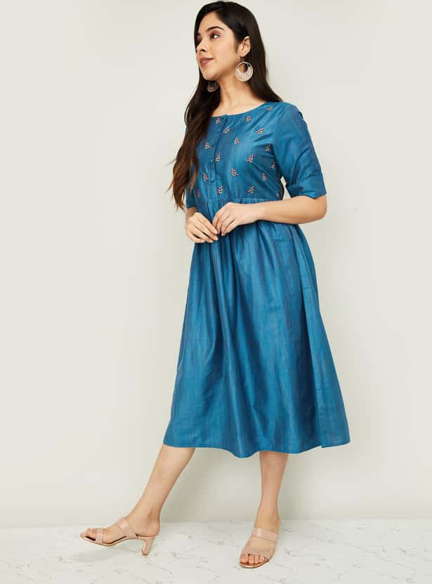 MELANGE Women Embroidered Midi Dress