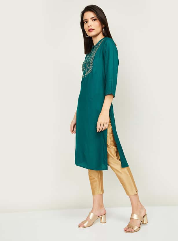MELANGE Women Embroidered Straight Kurta