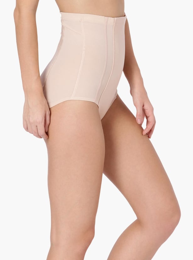 TRIUMPH Solid Boning Detailed Shapewear