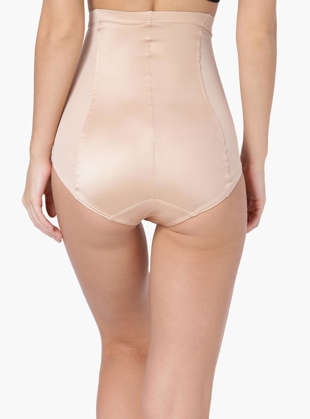 TRIUMPH Solid Boning Detailed Shapewear
