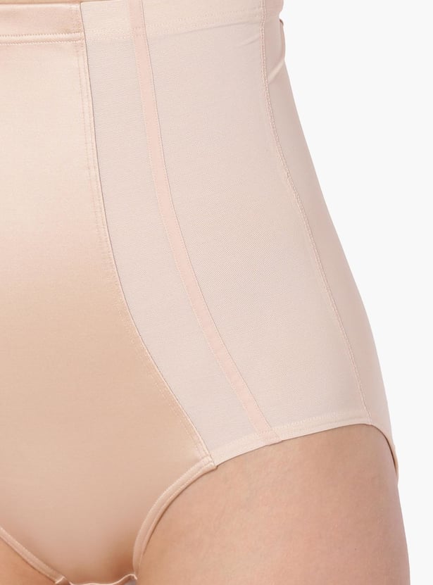 TRIUMPH Solid Boning Detailed Shapewear