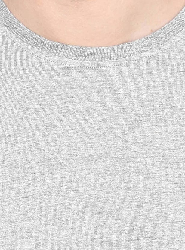 FAME FOREVER Crew Neck T-Shirt