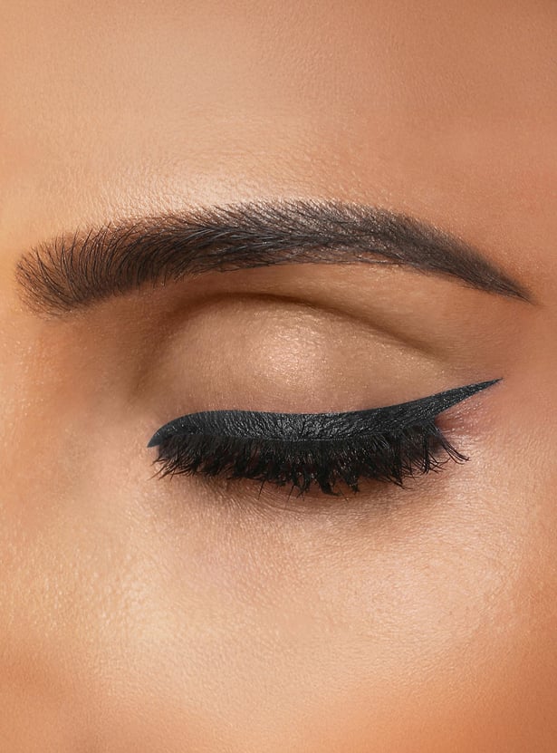 COLORBAR Infinite 24Hrs Eyeliner