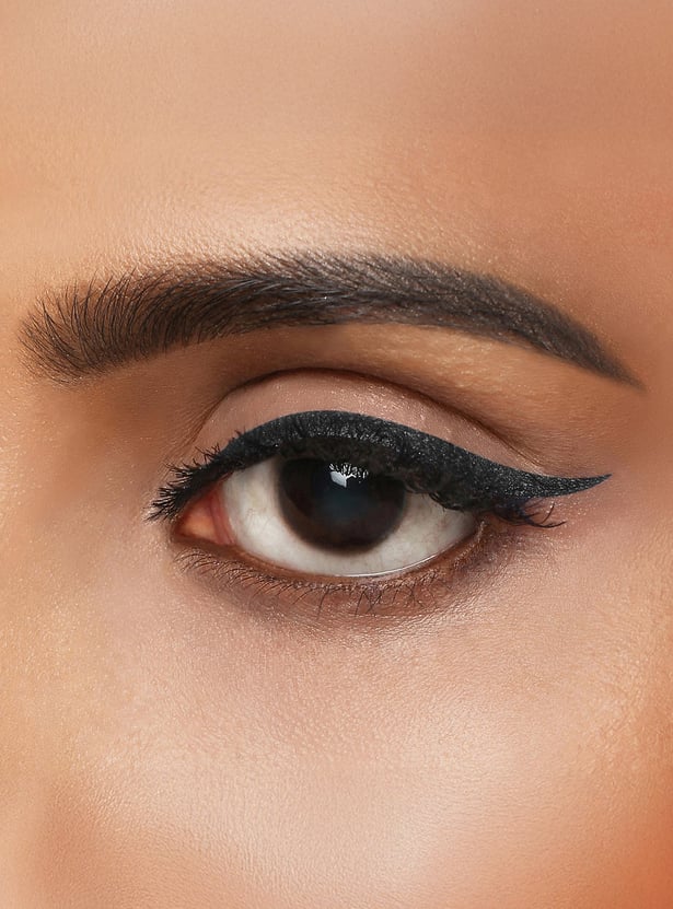 COLORBAR Infinite 24Hrs Eyeliner