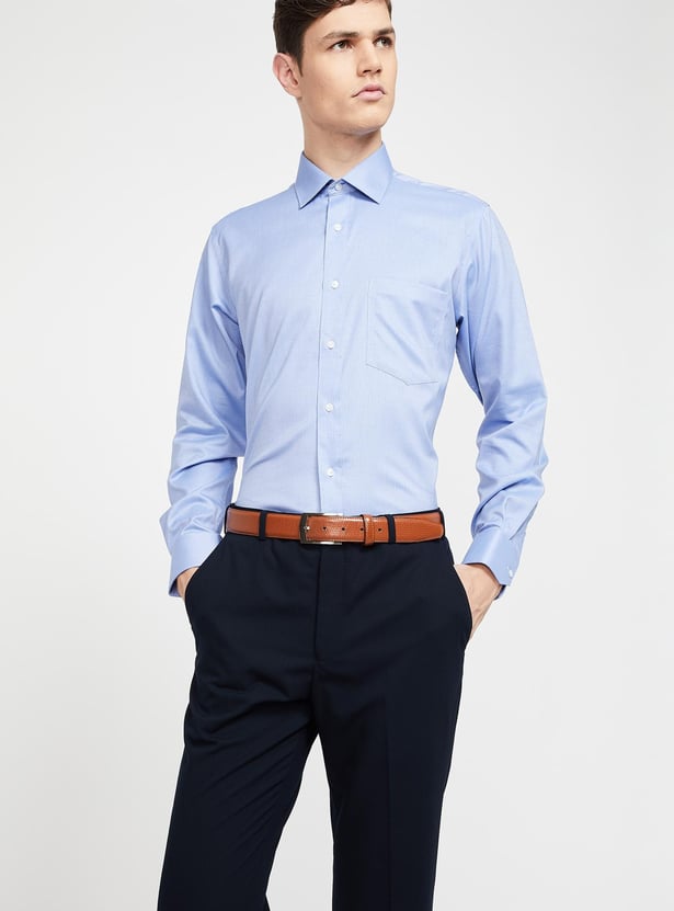 VAN HEUSEN Regular Fit Solid Cotton Formal Shirt