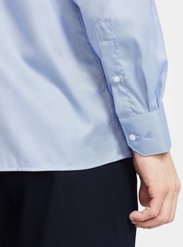 VAN HEUSEN Regular Fit Solid Cotton Formal Shirt