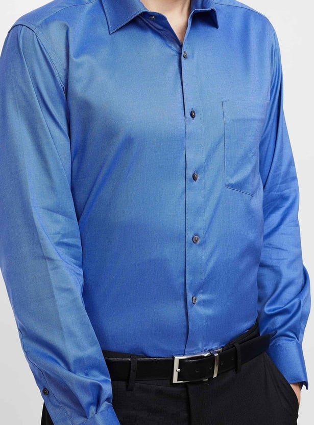 VAN HEUSEN Regular Fit Solid Cotton Formal Shirt