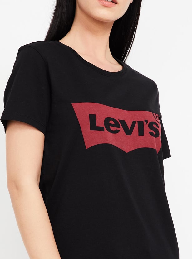 LEVI'S Regular Fit Typographic Print T-shirt