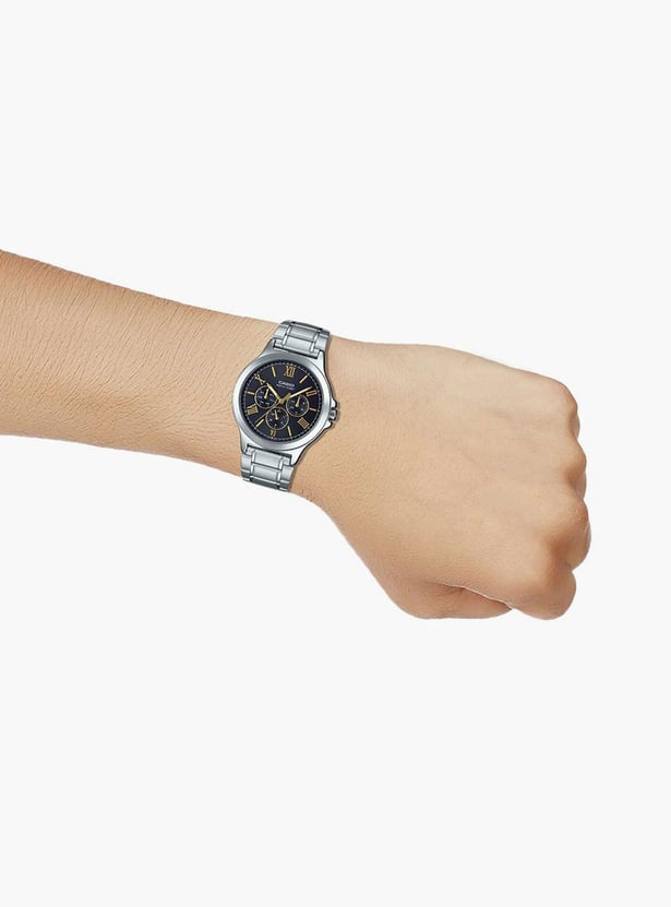 CASIO Men Water-Resistant Analog Watch - A1683