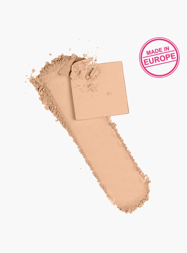 NYKAA Skingenius Skin Perfecting & Hydrating Compact
