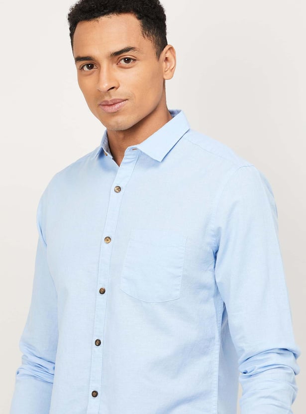 FAME FOREVER Men Solid Slim Fit Casual Shirt