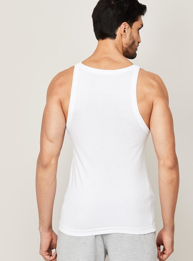 FAME FOREVER Men Solid Round Neck Vest