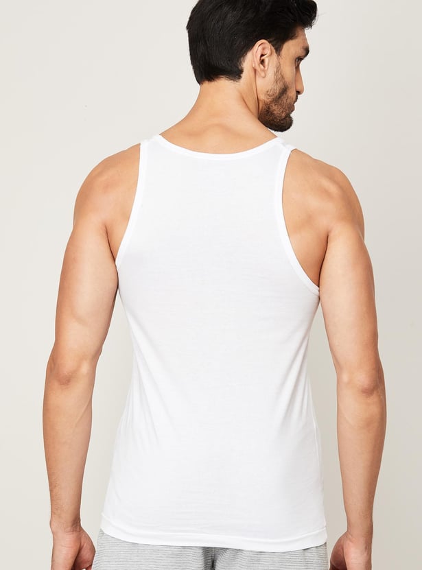 FAME FOREVER Men Solid Sleeveless Vest - Set of 2