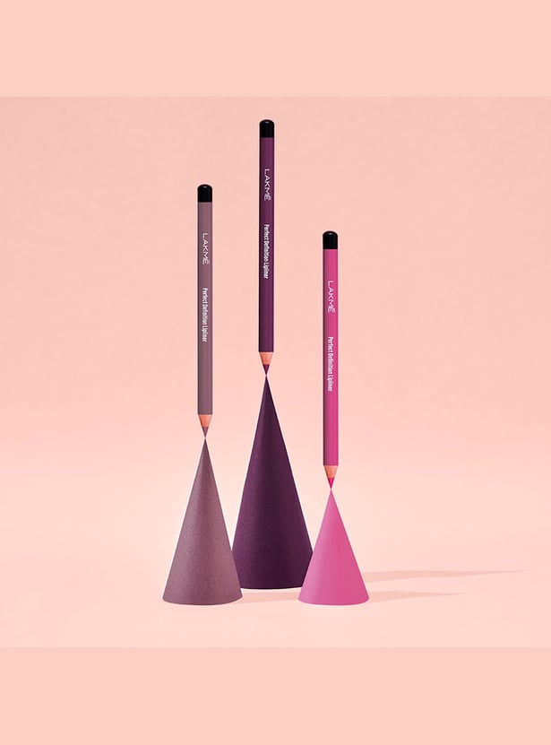 LAKME Perfect Definition Lip Liner - Cosmos Blush - 0.78 G