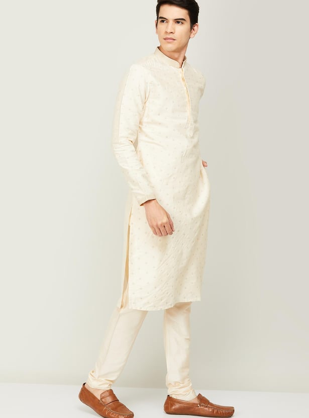 MANYAVAR Men Embroidered Kurta Set