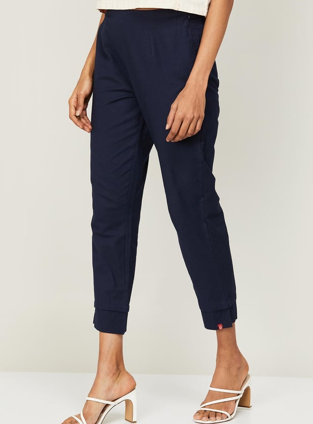 BIBA Women Solid Elasticated Waist Straight Pants