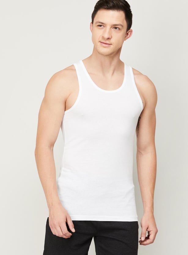 FAME FOREVER Men Solid Round Neck Inner Vest