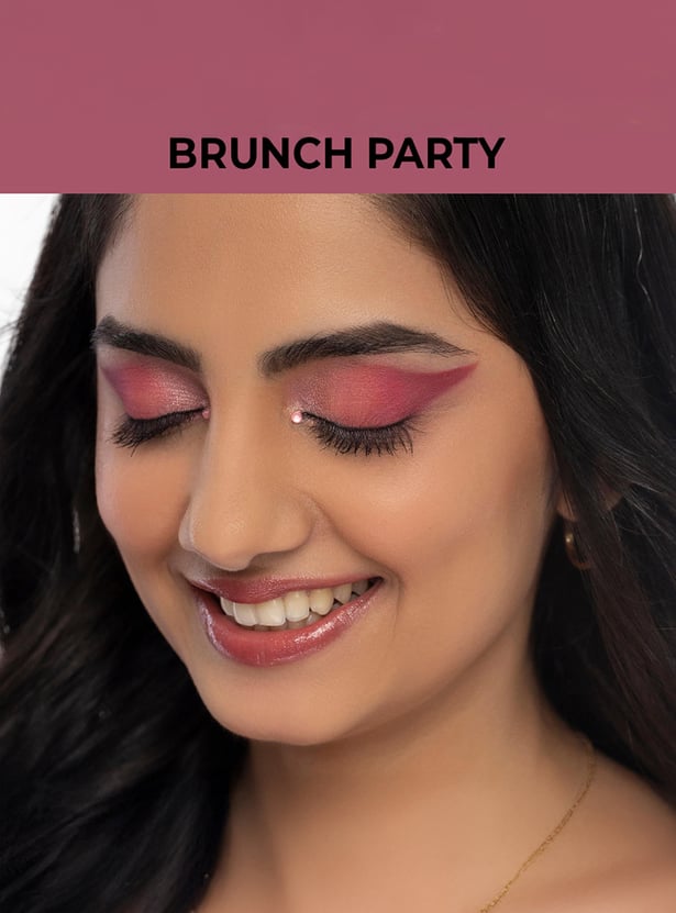 NYKAA Cosmetics Eyes On Me! 4 in 1 Quad Eyeshadow Palette - Brunch Party
