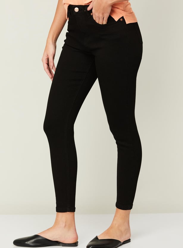 FAME FOREVER Women Solid Skinny Fit Dark Jeans
