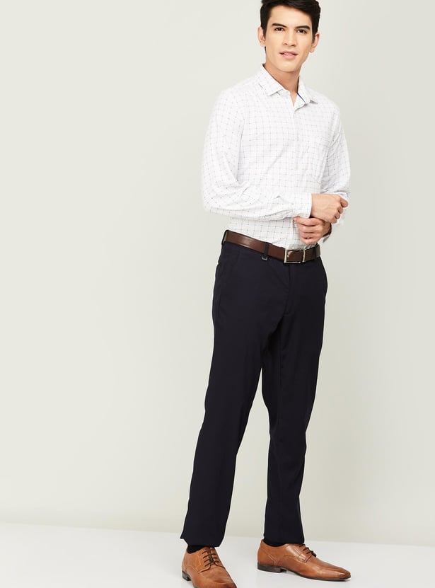 VAN HEUSEN Men Solid Slim Tapered Formal Trousers
