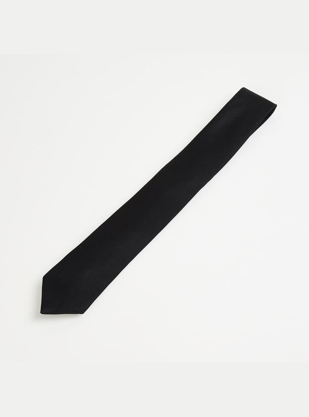 CODE Men Solid Slim Formal Tie
