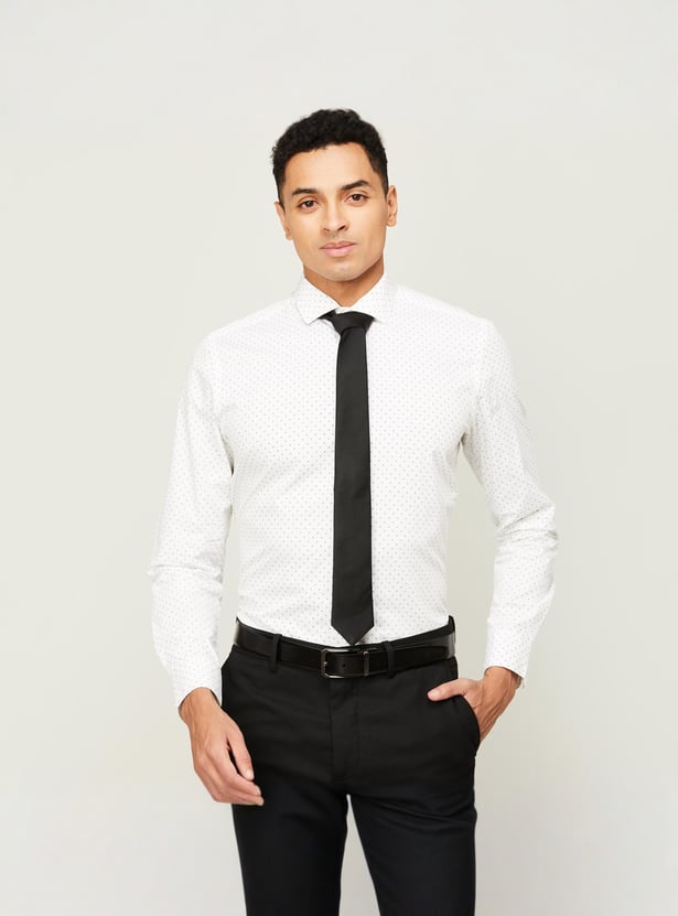 CODE Men Solid Slim Formal Tie