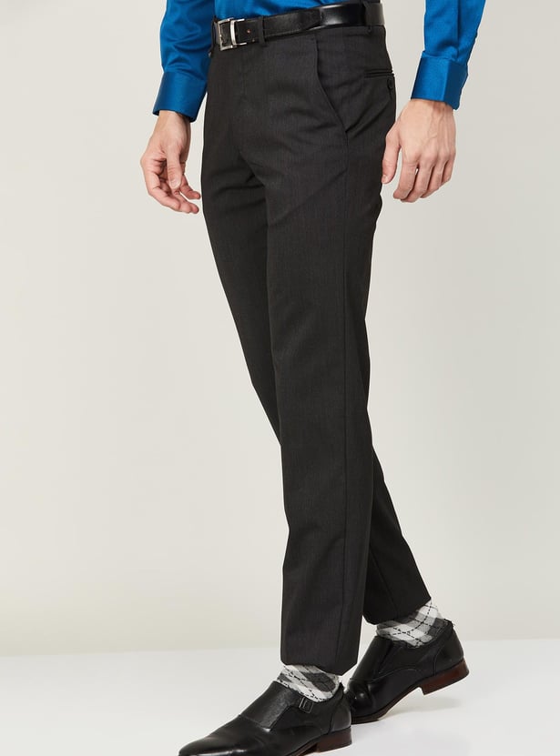 VAN HEUSEN Men Solid Slim Tapered Formal Trousers