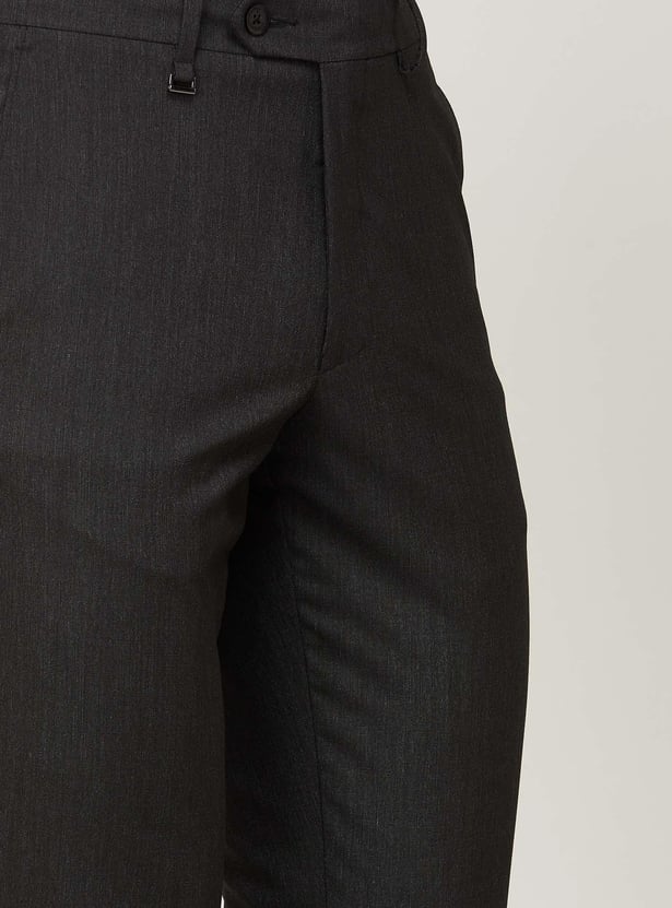 VAN HEUSEN Men Solid Slim Tapered Formal Trousers