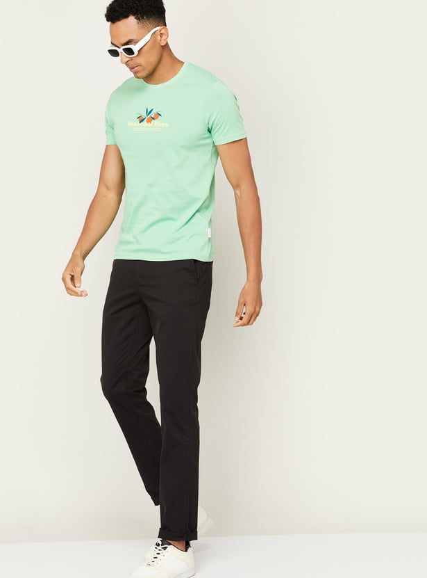 FAME FOREVER Solid Slim Tapered Fit Trousers