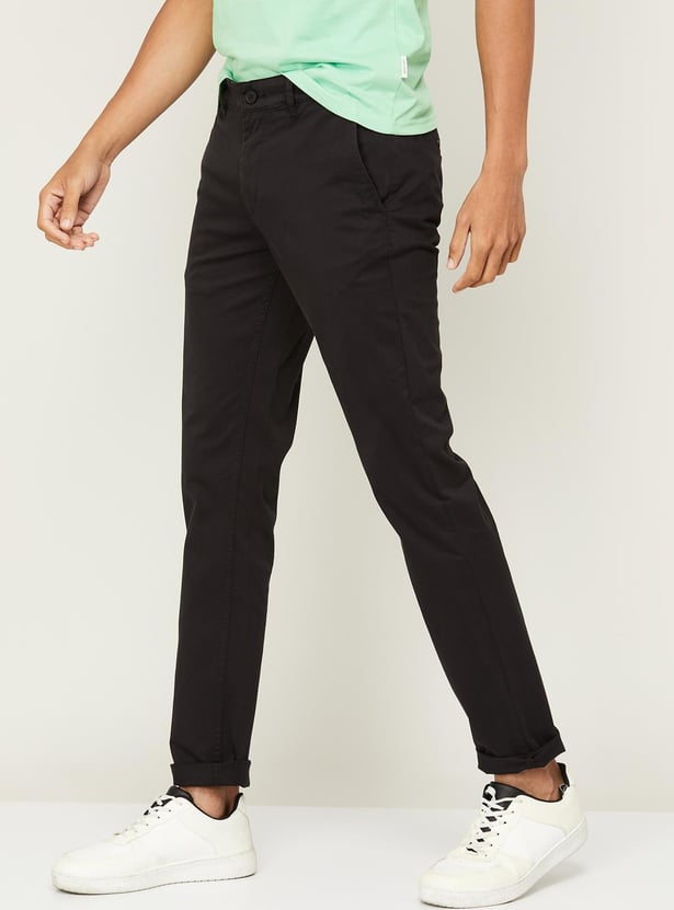 FAME FOREVER Solid Slim Tapered Fit Trousers