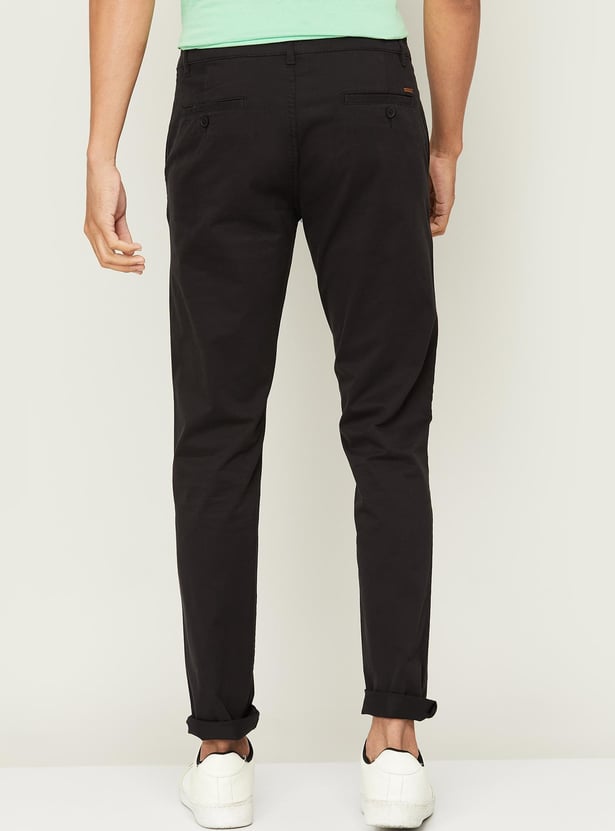 FAME FOREVER Solid Slim Tapered Fit Trousers