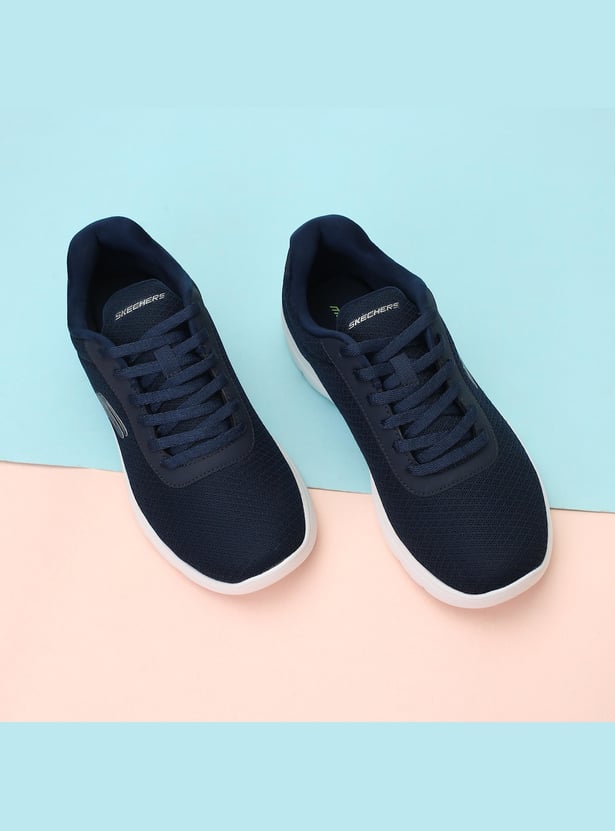 SKECHERS Men Textured Lace-Up Sports Shoes