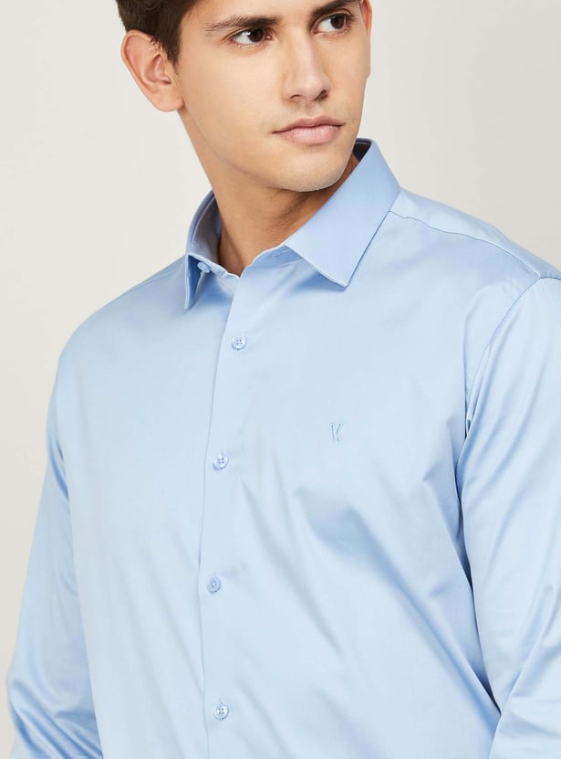 V DOT Men Solid Slim Fit Formal Shirt
