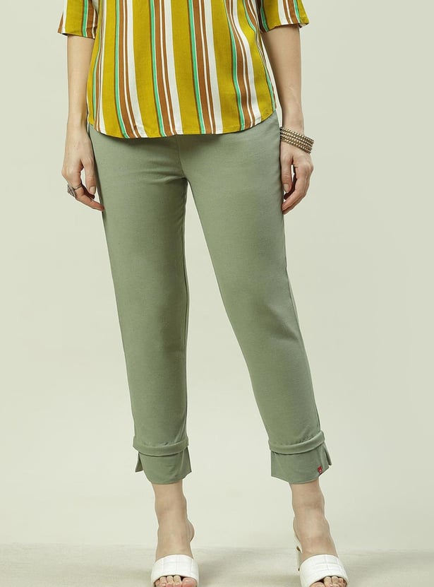 BIBA Women Solid Cropped Straight Pants