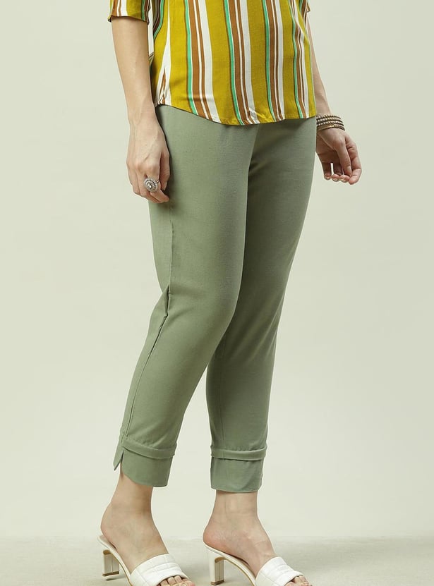 BIBA Women Solid Cropped Straight Pants