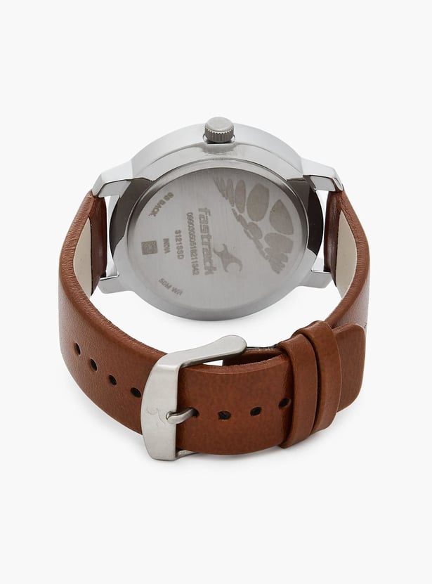 FASTRACK Men Analog Watch with Leather Strap - NR3121SL01