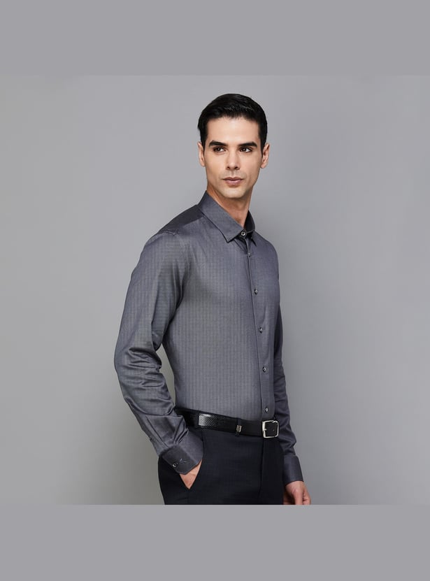 BLACKBERRYS Men Solid Slim Fit Formal Shirt